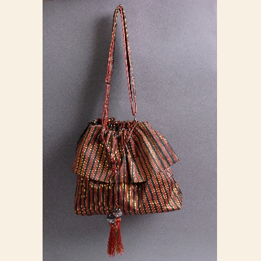 Sac rouge - sacs coton et soie - doublure coton - poche intérieure zippee - bandouliere reglable